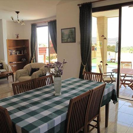 Chriseleni Latchi Villas Polis Bagian luar foto
