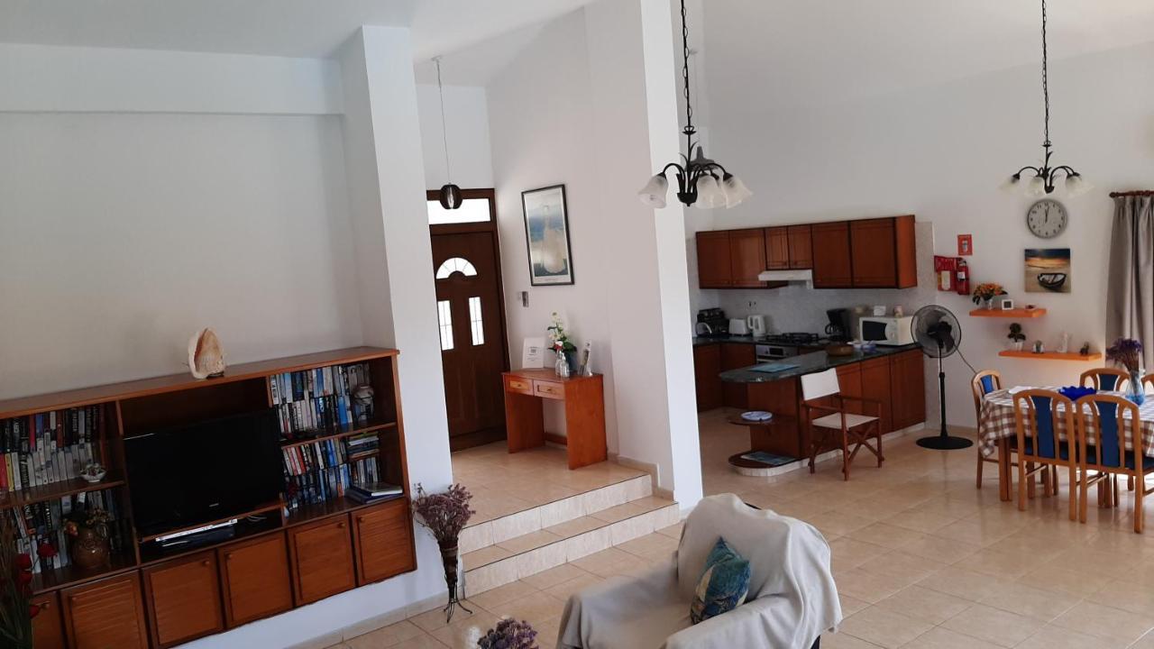 Chriseleni Latchi Villas Polis Bagian luar foto
