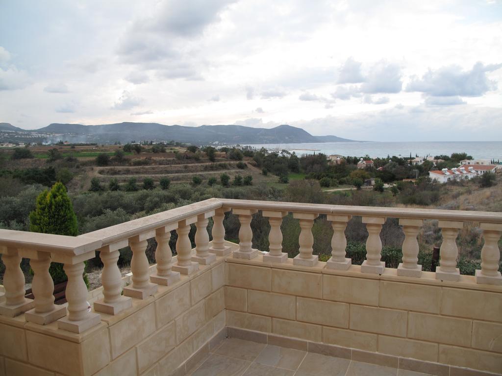Chriseleni Latchi Villas Polis Bagian luar foto