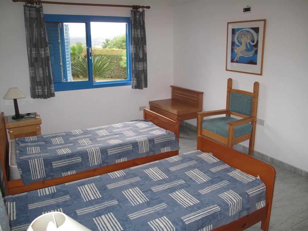 Chriseleni Latchi Villas Polis Bagian luar foto