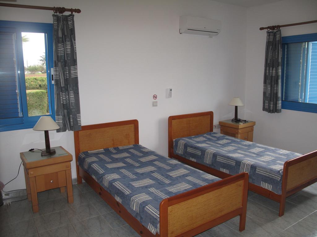 Chriseleni Latchi Villas Polis Bagian luar foto